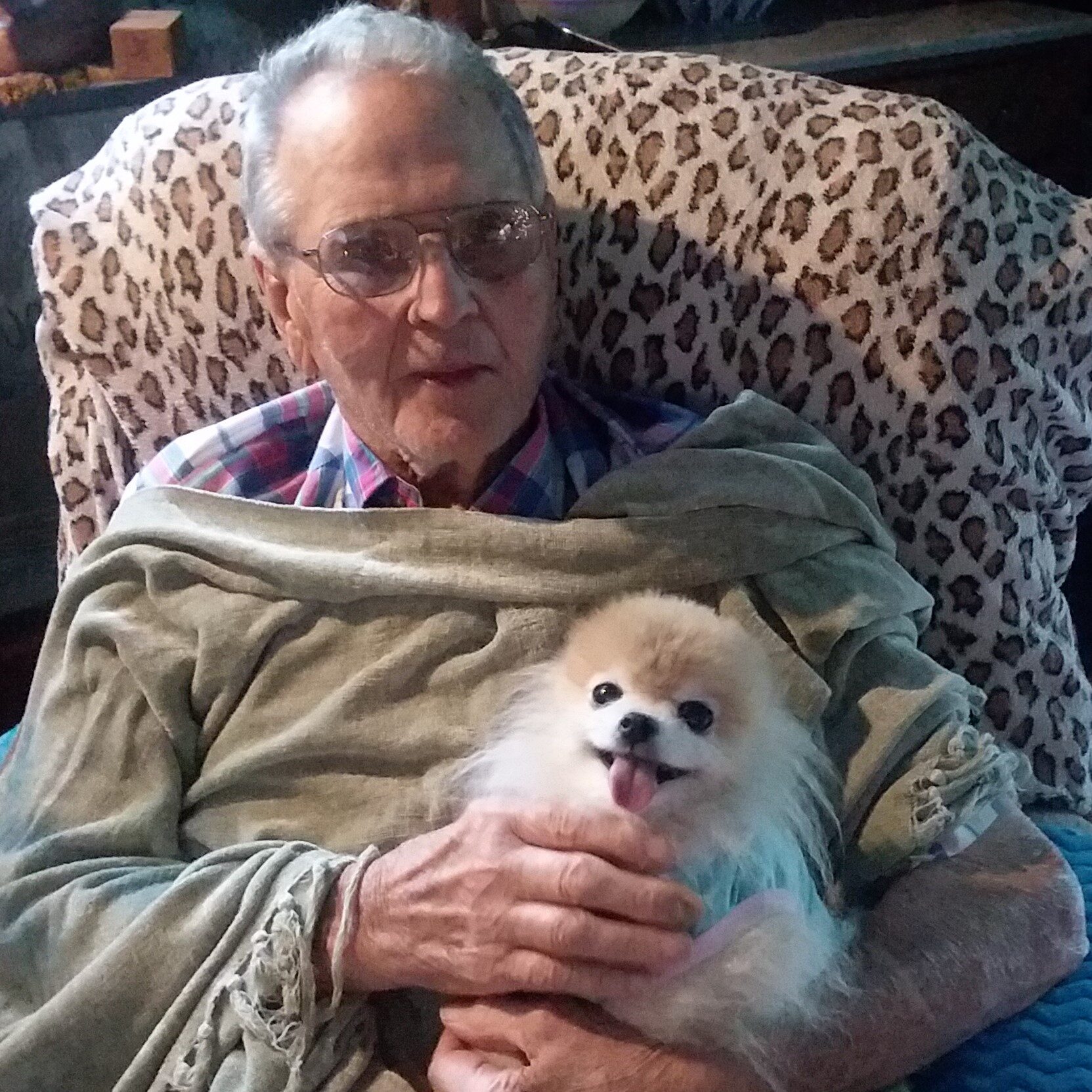 You are currently viewing Earl Becker